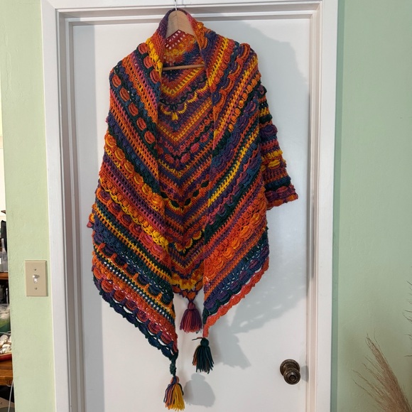 Other - Multicolor Handcrafted Crochet Shawl